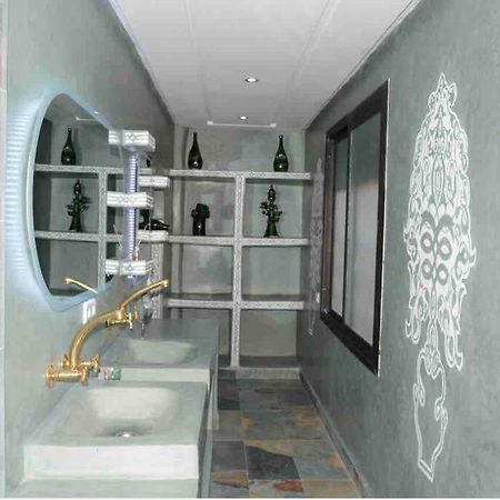 Appartement Bien Situe A Gueliz Marrakesh Exterior photo